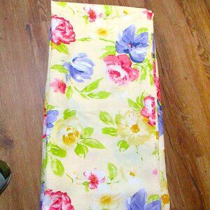 Tablecloth 96" x 58" 100% Polyester NWOT